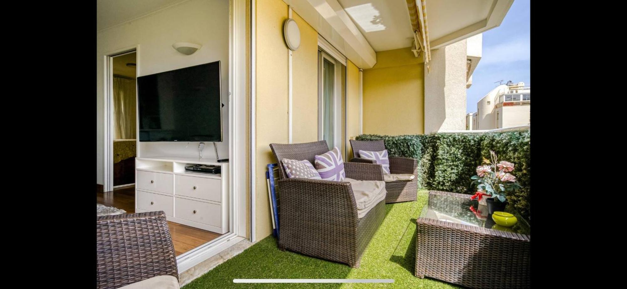 Beach & Airport Appartement Saint-Laurent-du-Var Exteriör bild